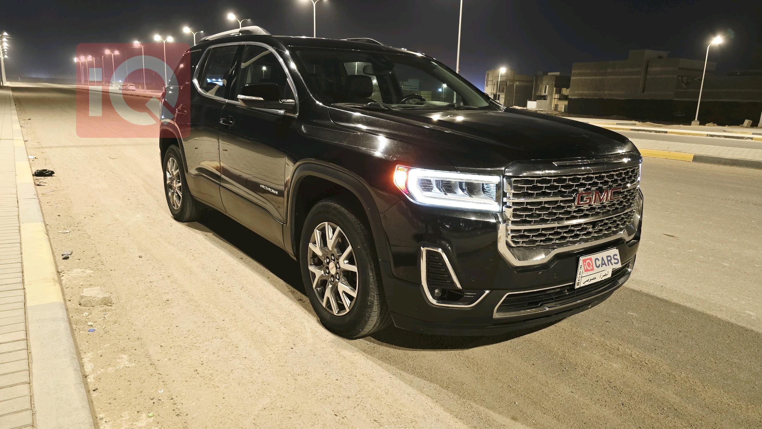GMC Acadia